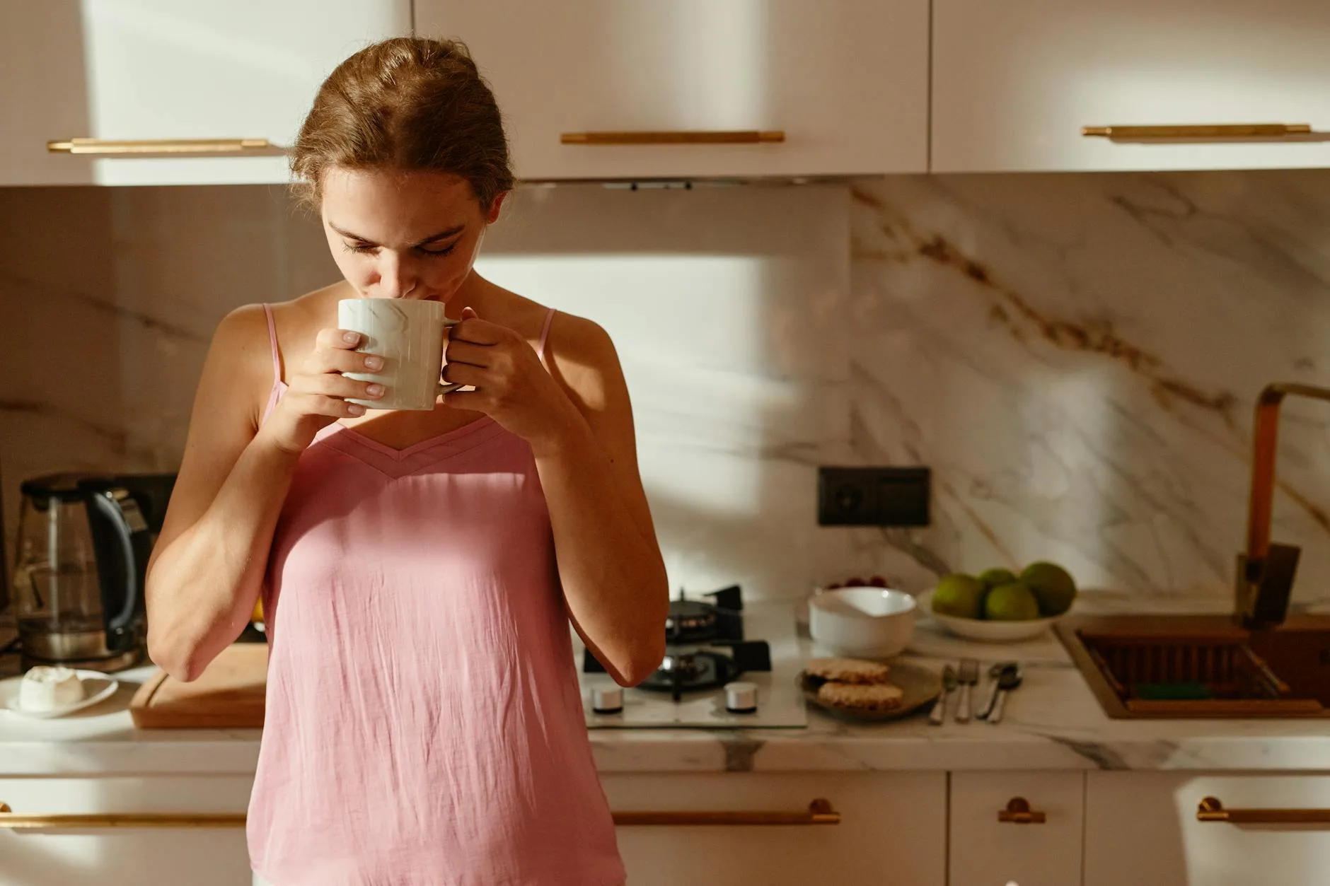 Bright modern kitchen in the morning with natural sunlight for voice assistant routines